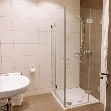 Heufeldboardinghouse 3*