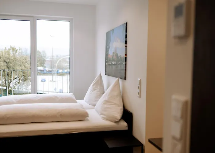 Heufeldboardinghouse 3* Кельхайм