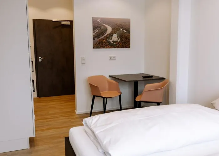 Heufeldboardinghouse